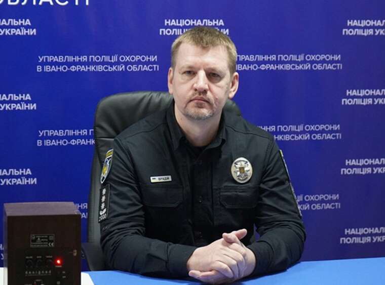 Мільйони на рахунках та нерухомість у Києві: що приховує декларація начальника поліції охорони Франківщини Врадія
