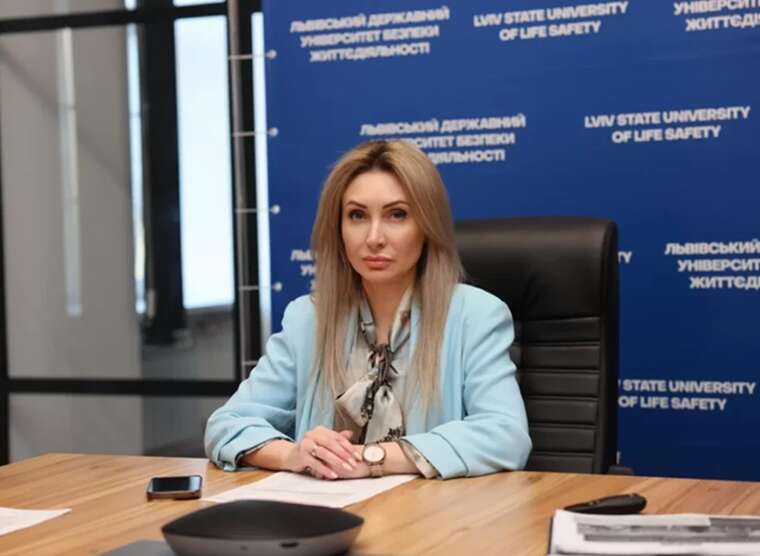 Торгівля безпекою на мільйони: голову Держпраці Заходу Оксану Єзерську відсторонили через схему з хабарями до 10 тисяч доларів