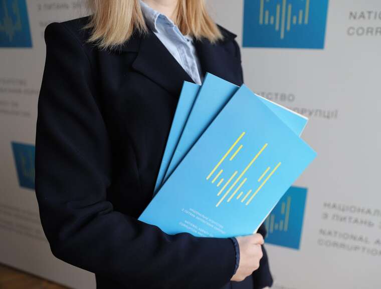 Забув про дітей, BMW та борги: заступнику директора оборонного заводу у Львові Цейтліну загрожує кримінальна справа через декларацію