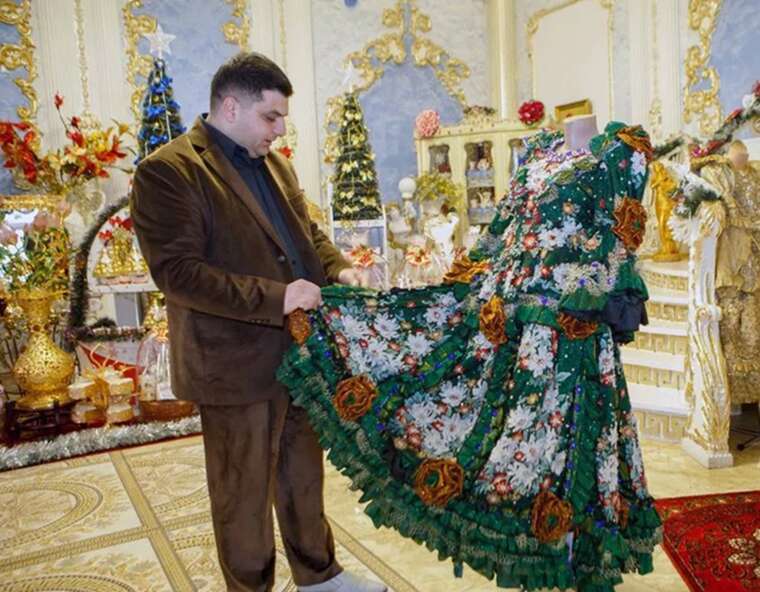 Золото на 4,5 мільйона та пачки готівки: правоохоронці взялися за декларацію закарпатського депутата Арсенія Богара Золото на 4,5 мільйона та пачки готівки: правоохоронці взялися за декларацію закарпатського депутата Арсенія Богара