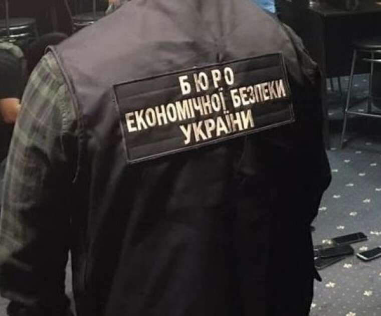 Подвійний статус та «засекречена» вартість майна: чому до детектива БЕБ Мікуліна виникли питання в ГРД