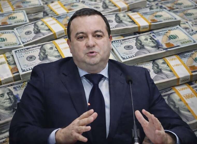 Скандальне повернення: корупціонер із фейковим будівельним дипломом претендує на керівництво в ключовому державному інституті