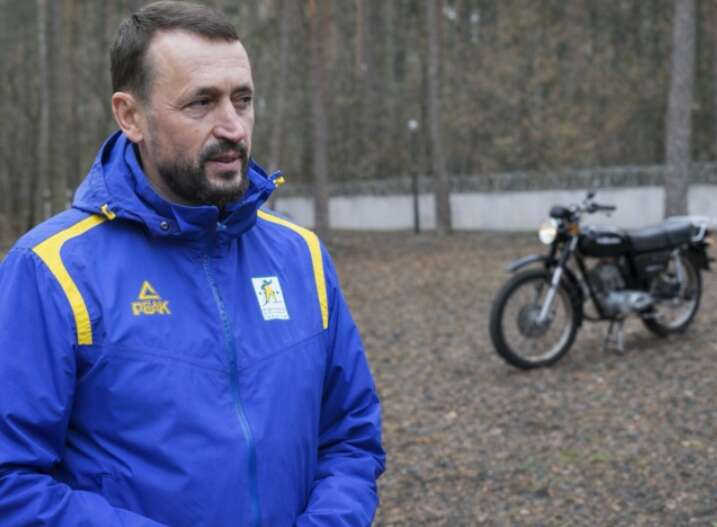 Мотоцикл «Мінськ» у нардепа та вілла на Кіпрі в дружини: що задекларував Валерій Дубіль за 2025 рік