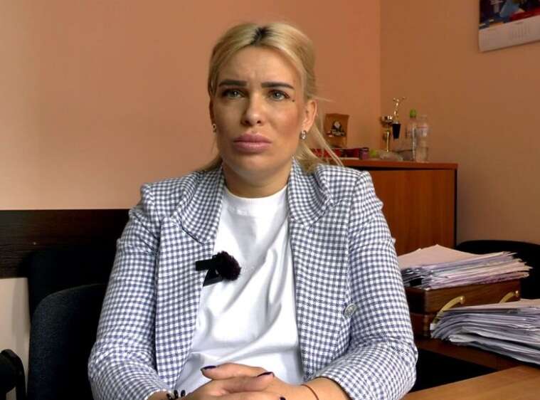 Начальницю управління спорту Миколаївської міськради Бондаренко взяли під варту у справі про розтрату понад 558 тисяч гривень Начальницю управління спорту Миколаївської міськради Бондаренко взяли під варту у справі про розтрату понад 558 тисяч гривень