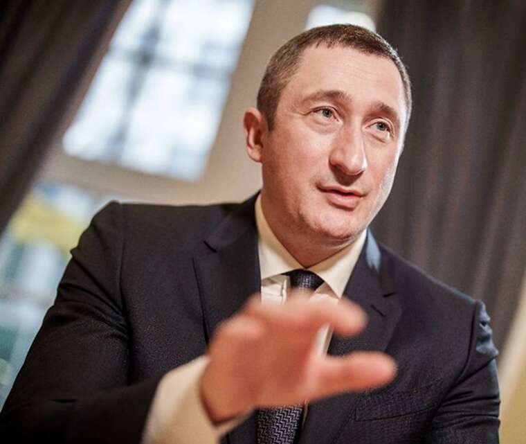 Справа Міндіча: ВАКС зняв електронний браслет з колишнього віцепрем’єра Чернишова Справа Міндіча: ВАКС зняв електронний браслет з колишнього віцепрем’єра Чернишова