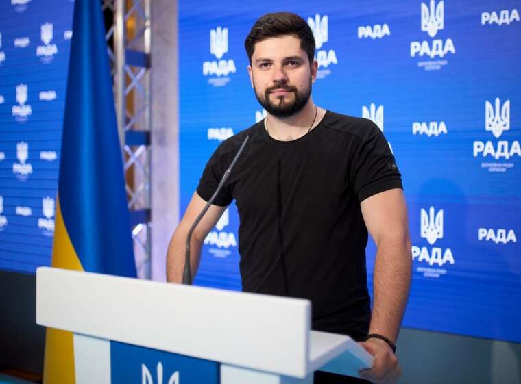 10–15 тисяч доларів за вихід із ТЦК: нардеп Качура розповів про ціни в системі