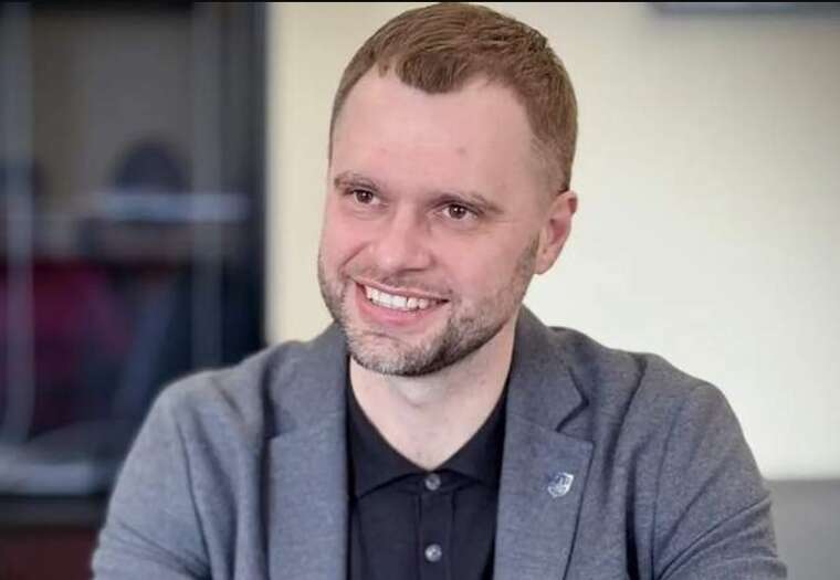 Плівки НАБУ та операція «Карфаген»: як Сергій Кропива ділив квоти й «контролював каси» в Державній податковій службі Плівки НАБУ та операція «Карфаген»: як Сергій Кропива ділив квоти й «контролював каси» в Державній податковій службі