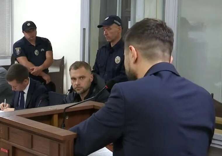 Звільнення прокурорів та арешти: як справа про прикриття кол-центрів вдарила по родині Сергія Кропиви Звільнення прокурорів та арешти: як справа про прикриття кол-центрів вдарила по родині Сергія Кропиви